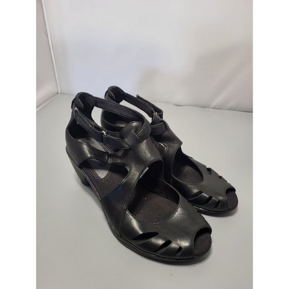 Merrell Shoes - Merrell Black Cycling Performance Footwear Leather size 7